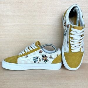 Vans Off The Wall Old Skool Cottage Check Floral Sneakers in Yellow White